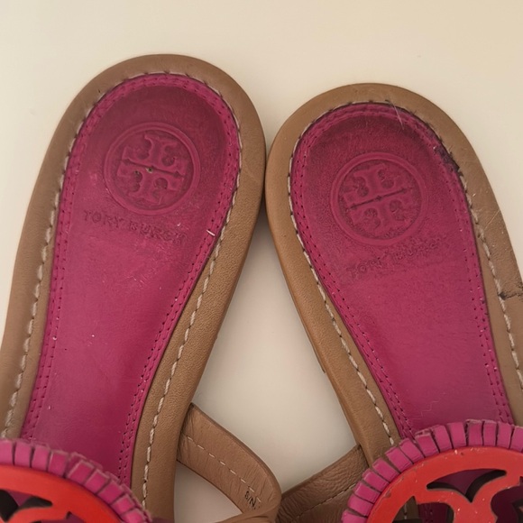 Tory Burch Miller Sandals Pink Fringe - Picture 4 of 4